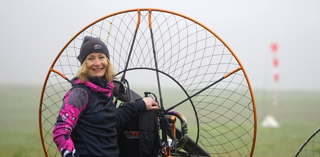 Sandra Moreels paramotor