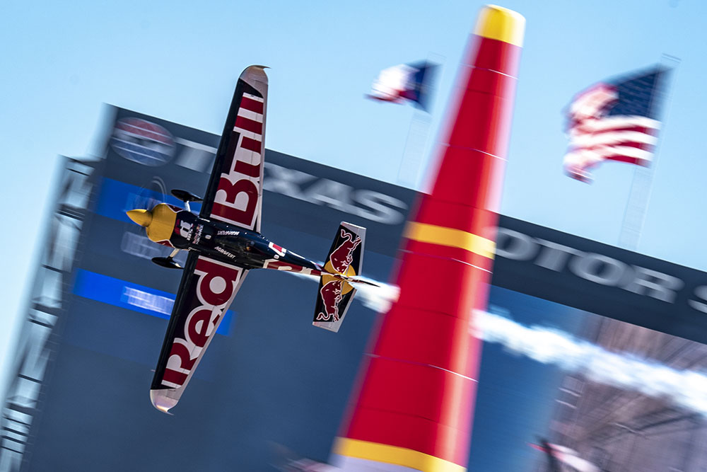 Самолетный спорт. Red bull Air Race. ПСВП класс неограниченный самолетный спорт.